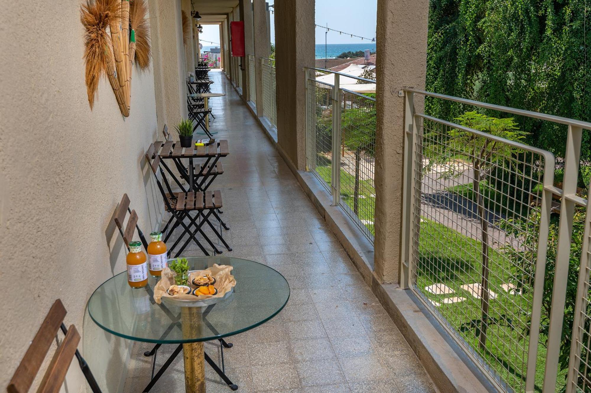 Hotel Alaya Poleg Netanya Exterior foto